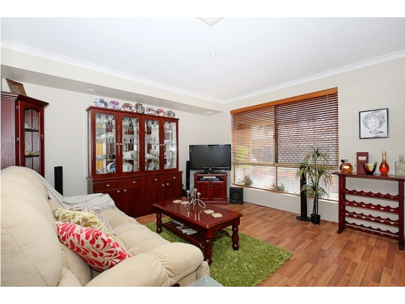 26 Waterville Retreat, Meadow Springs WA 6210