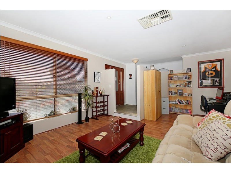 26 Waterville Retreat, Meadow Springs WA 6210