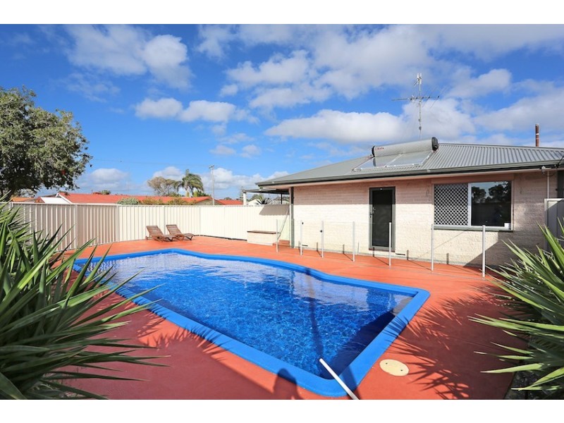7 Comet Street, Dudley Park WA 6210