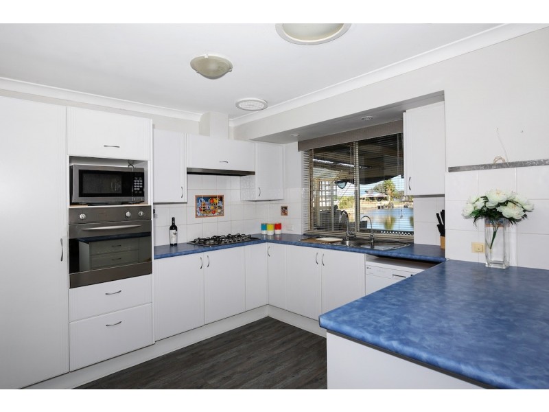 76 Kiap Road, South Yunderup WA 6208