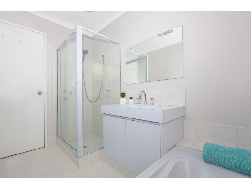 76 Kiap Road, South Yunderup WA 6208