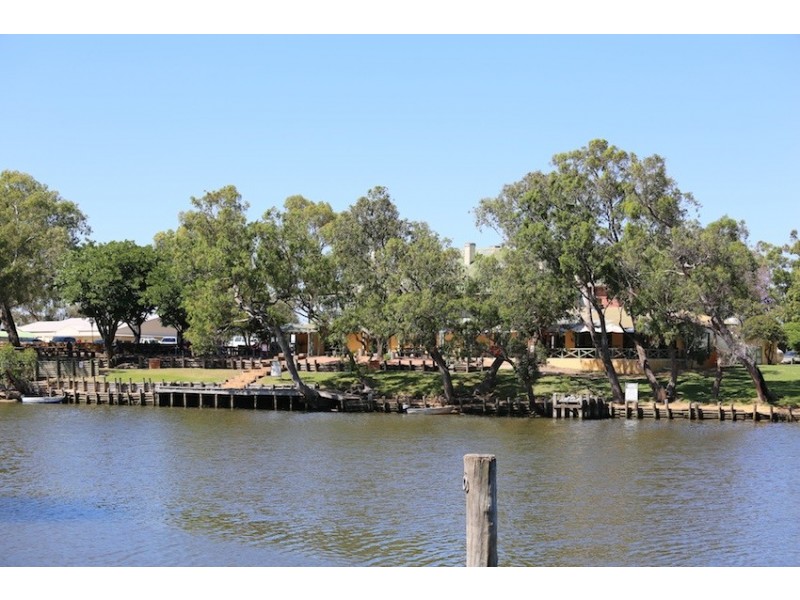 22 Holloway Turn, Ravenswood WA 6208