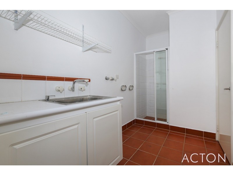 1/10 Waterside Drive, Dudley Park WA 6210