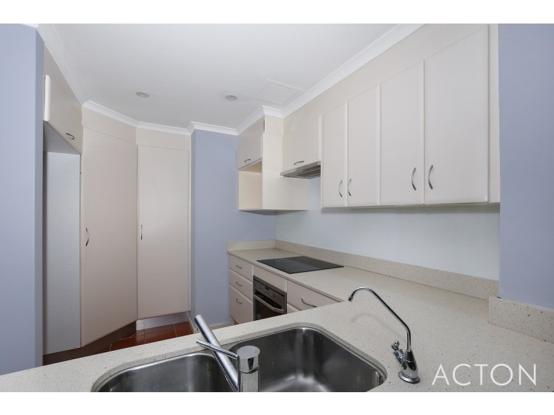 1/10 Waterside Drive, Dudley Park WA 6210