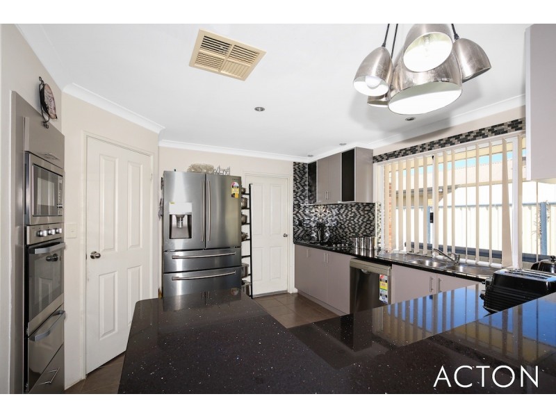 83 Meadow Springs Drive, Meadow Springs WA 6210