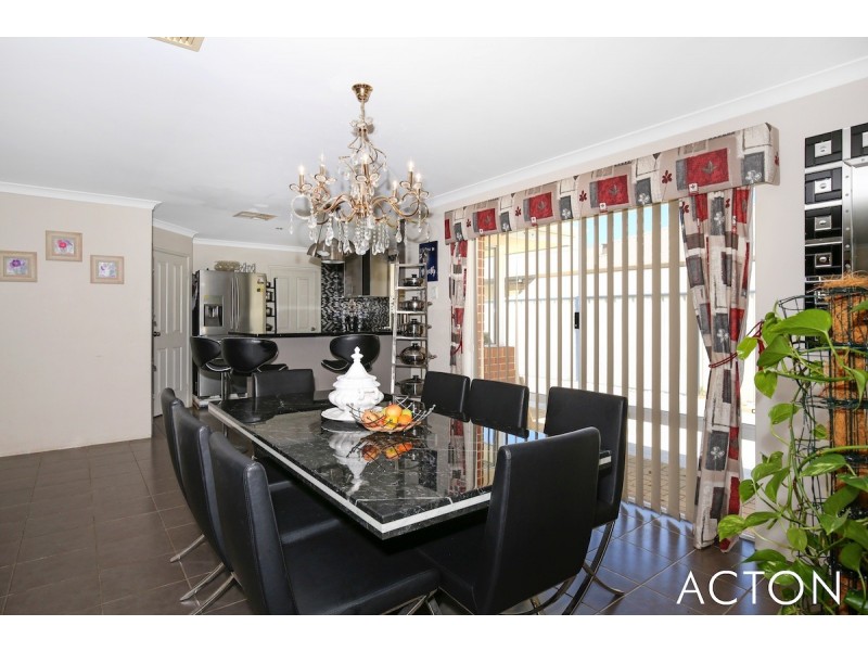 83 Meadow Springs Drive, Meadow Springs WA 6210