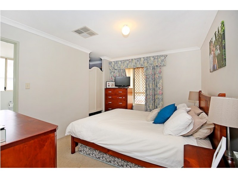 5 Castleward Place, Erskine WA 6210