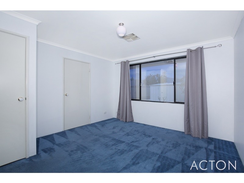 3 Lutea Road, Halls Head WA 6210