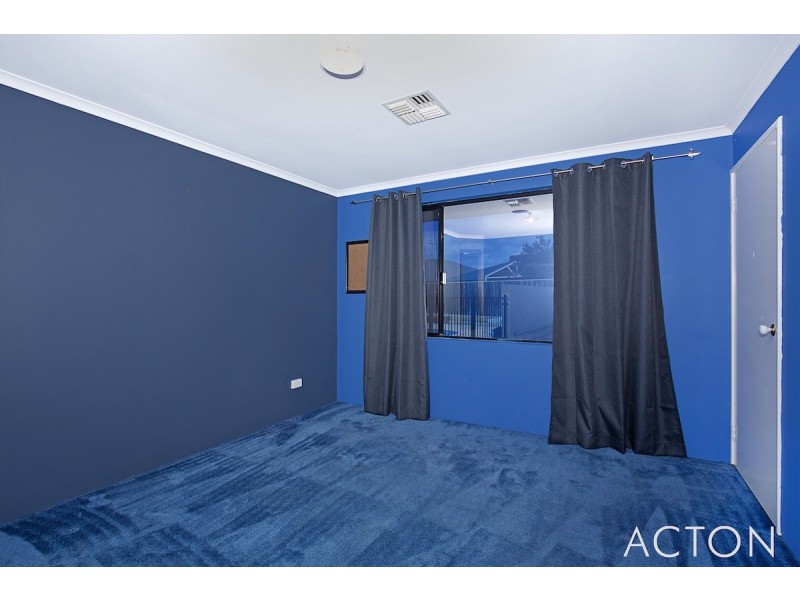 3 Lutea Road, Halls Head WA 6210