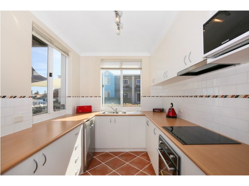 53/20 Apollo Place, Halls Head WA 6210