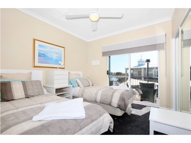 53/20 Apollo Place, Halls Head WA 6210