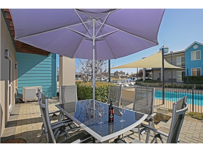 53/20 Apollo Place, Halls Head WA 6210