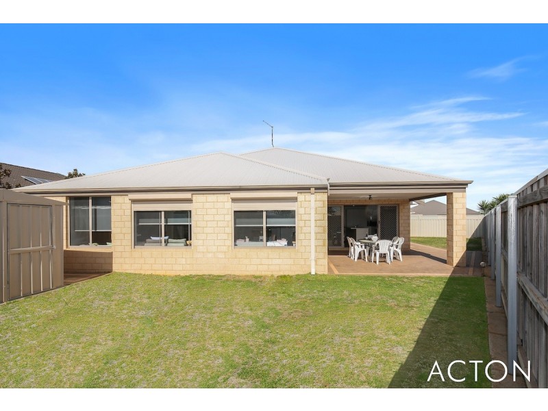 7 Varia Way, Halls Head WA 6210