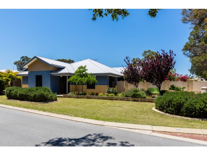 52 Chatsworth Drive, Erskine WA 6210