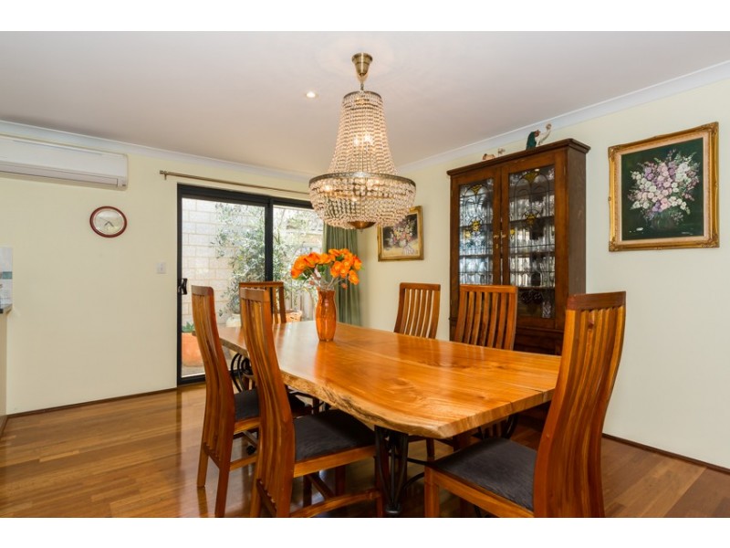 52 Chatsworth Drive, Erskine WA 6210