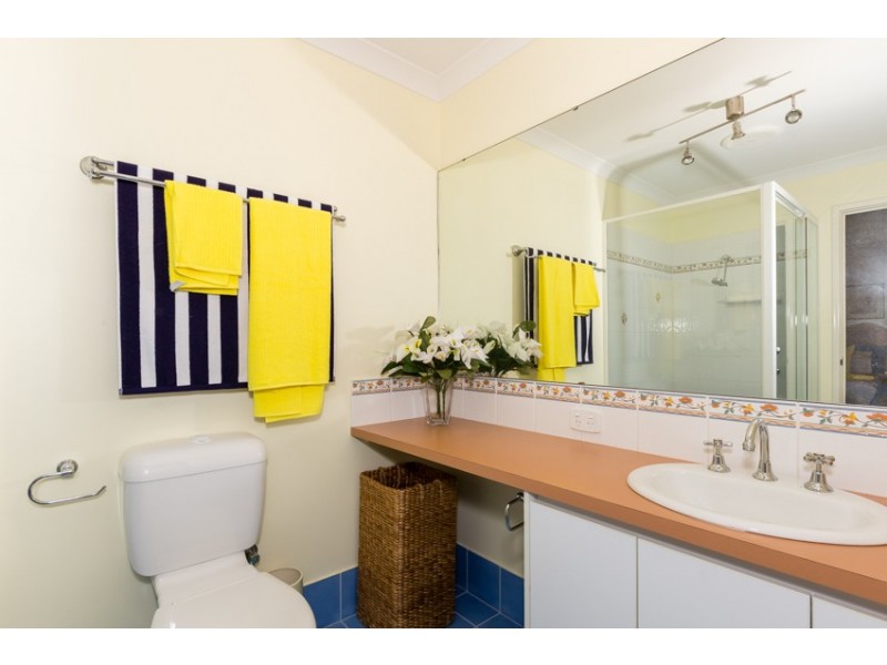 52 Chatsworth Drive, Erskine WA 6210