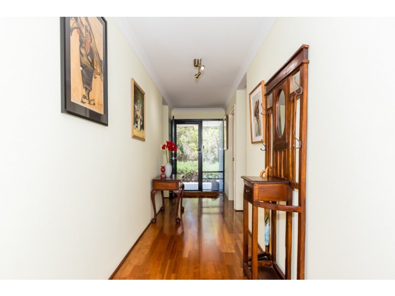 52 Chatsworth Drive, Erskine WA 6210