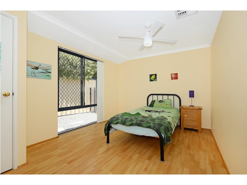 1 Magnolia Rise, Halls Head WA 6210