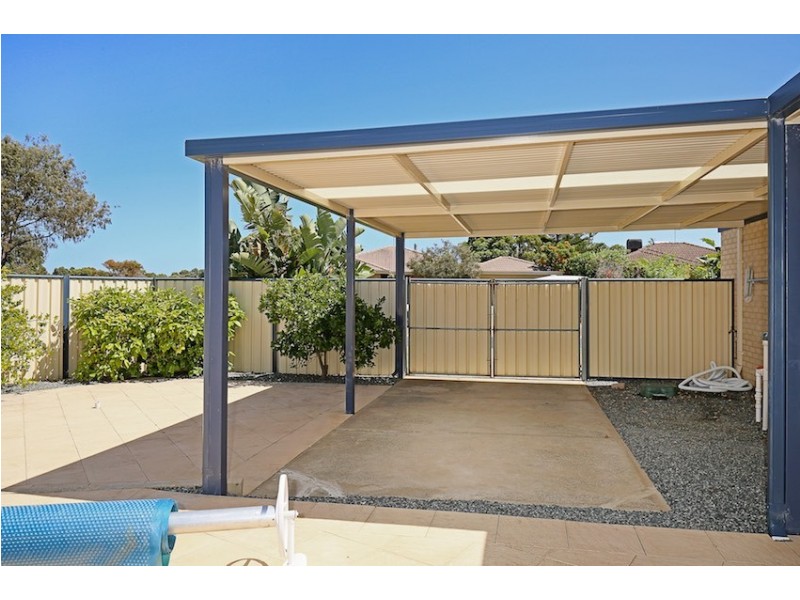 1 Magnolia Rise, Halls Head WA 6210