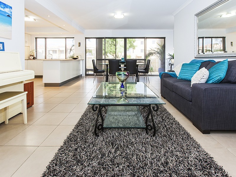 50 Westview Parade, Wannanup WA 6210