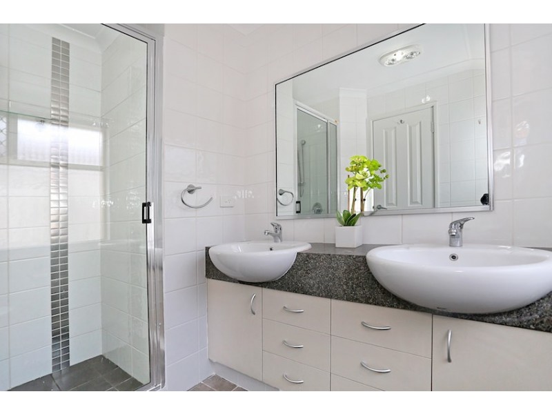 6 Hovea Place, Coodanup WA 6210