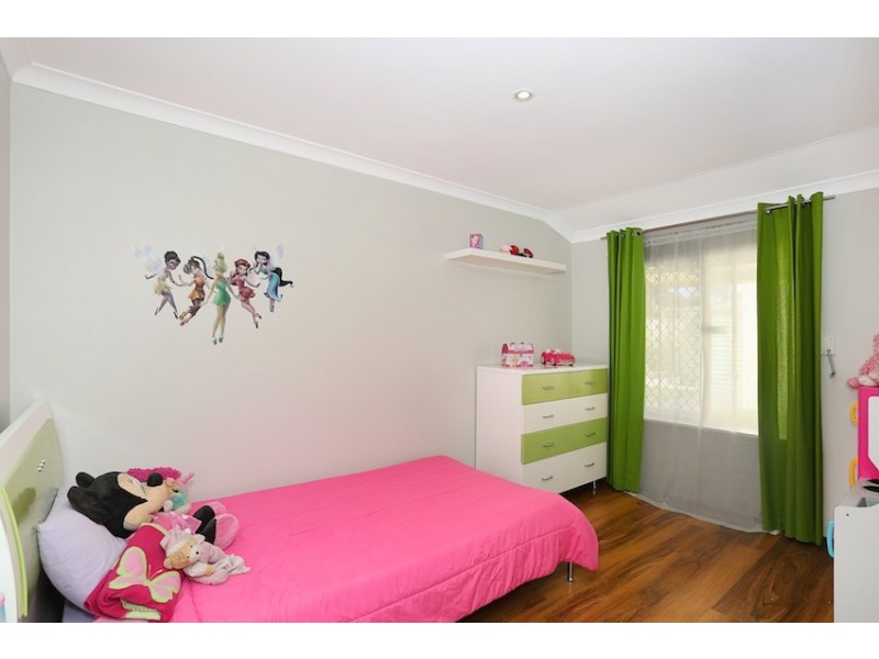 6 Hovea Place, Coodanup WA 6210