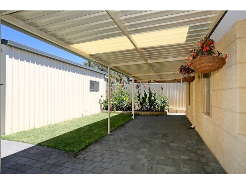 6 Hovea Place, Coodanup WA 6210