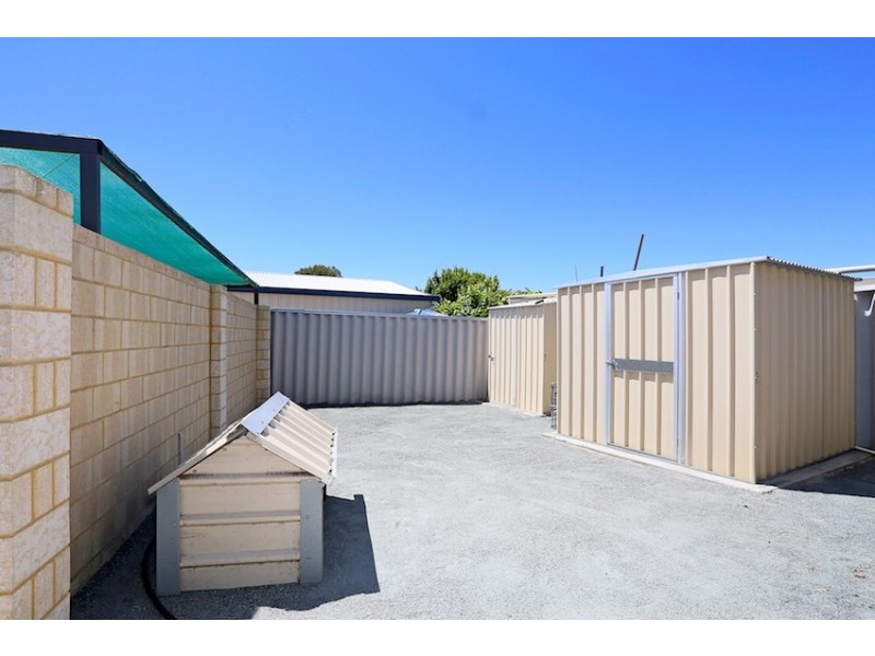 6 Hovea Place, Coodanup WA 6210