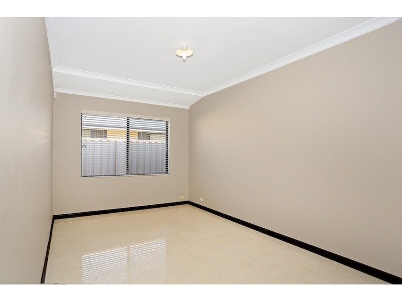 19 Tamar Break, Madora Bay WA 6210