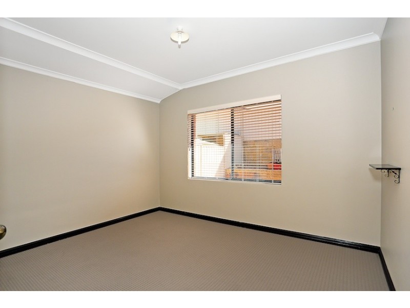 19 Tamar Break, Madora Bay WA 6210