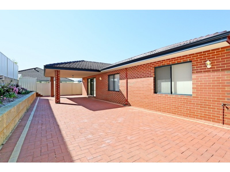 19 Tamar Break, Madora Bay WA 6210