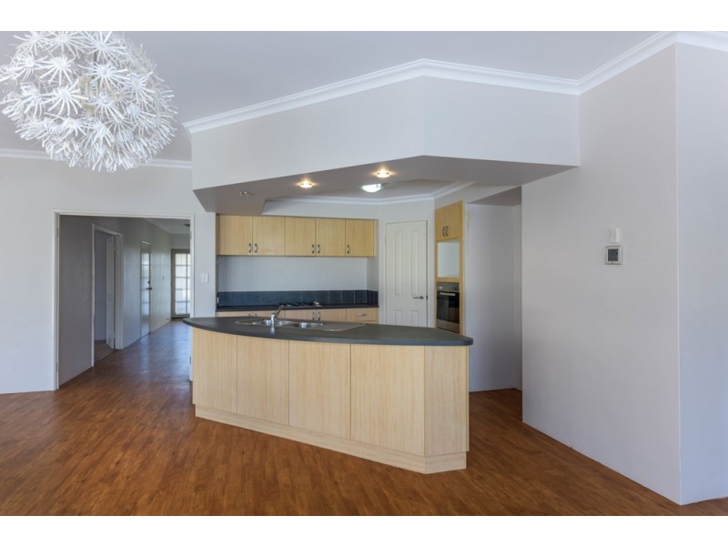 52 Seascapes Boulevard, Halls Head WA 6210