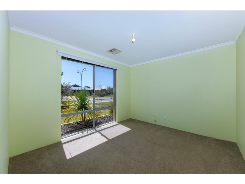 52 Seascapes Boulevard, Halls Head WA 6210