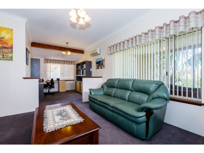 76 Ronsard Drive, San Remo WA 6210