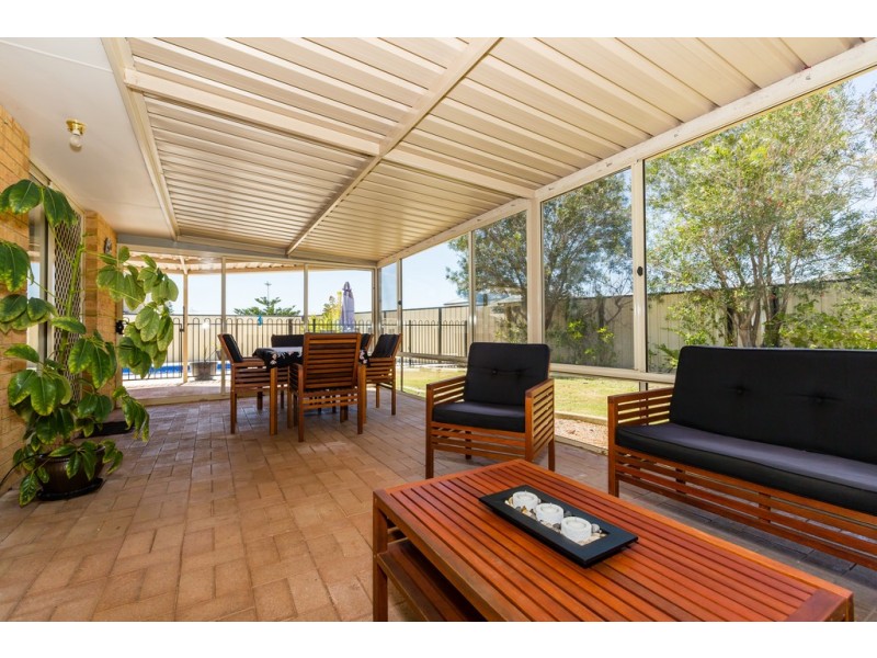 76 Ronsard Drive, San Remo WA 6210