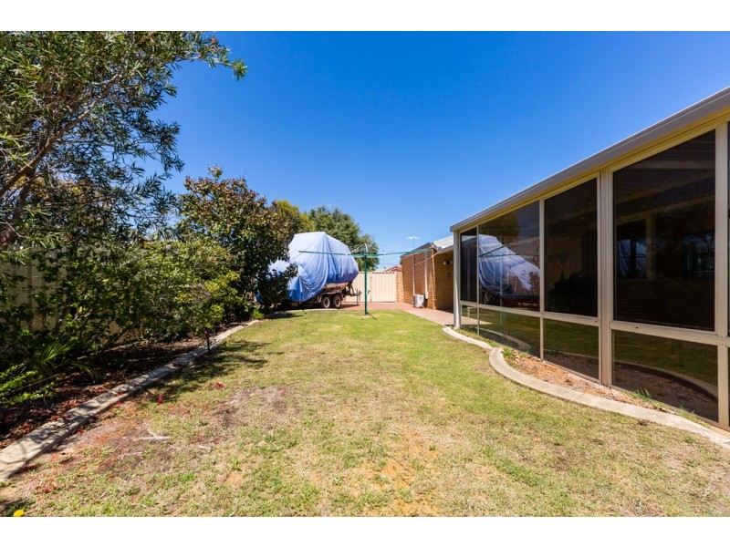 76 Ronsard Drive, San Remo WA 6210