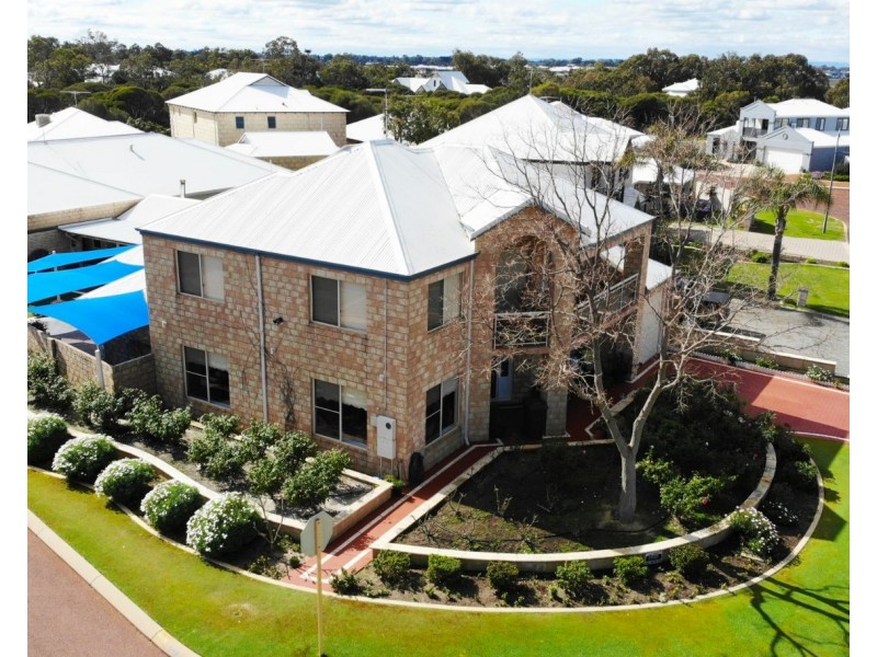 1 Carnarvon Way, Erskine WA 6210