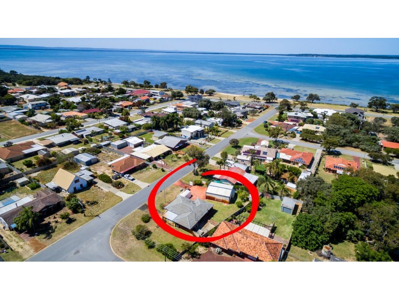 1 Brockman Street, Falcon WA 6210