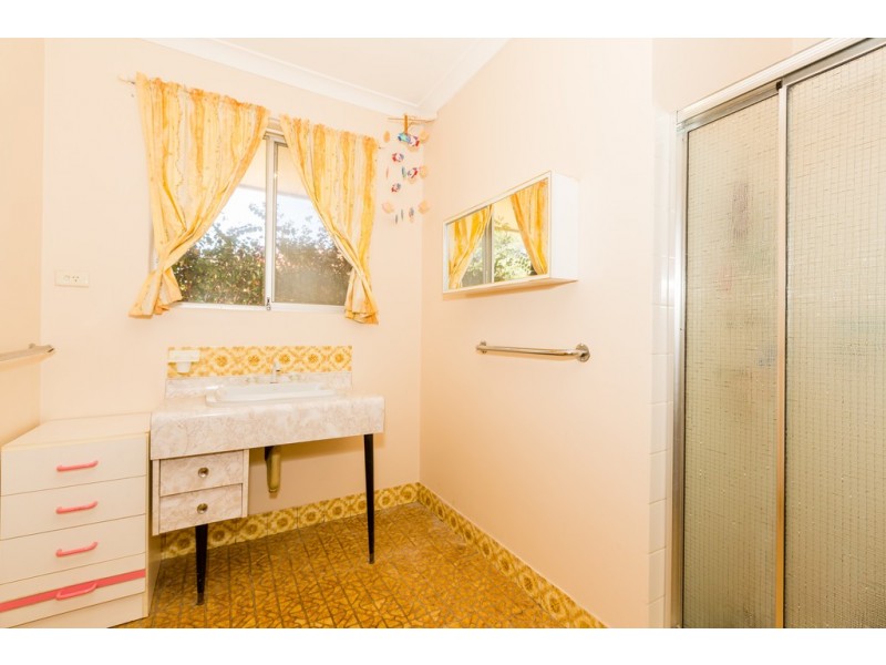 1 Brockman Street, Falcon WA 6210