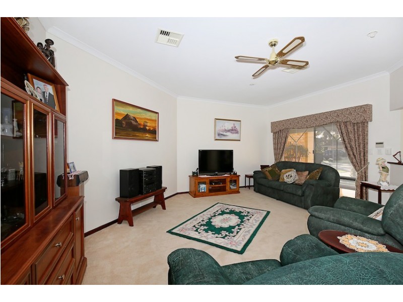15 Willoughbridge Crescent, Erskine WA 6210