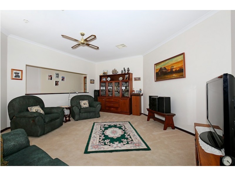 15 Willoughbridge Crescent, Erskine WA 6210