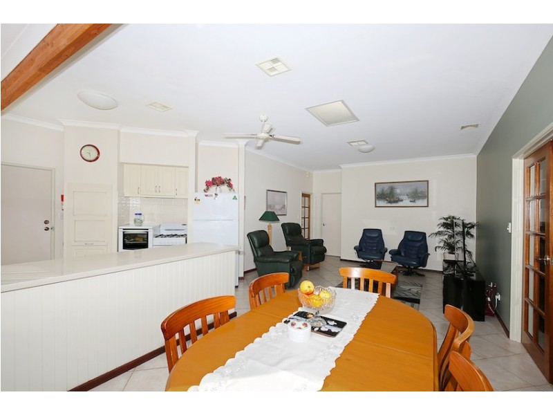 15 Willoughbridge Crescent, Erskine WA 6210