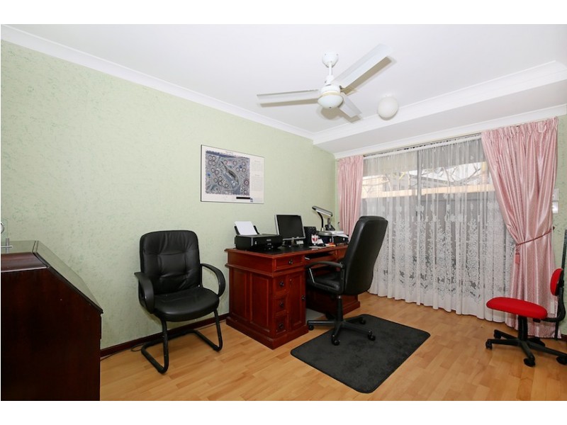 15 Willoughbridge Crescent, Erskine WA 6210