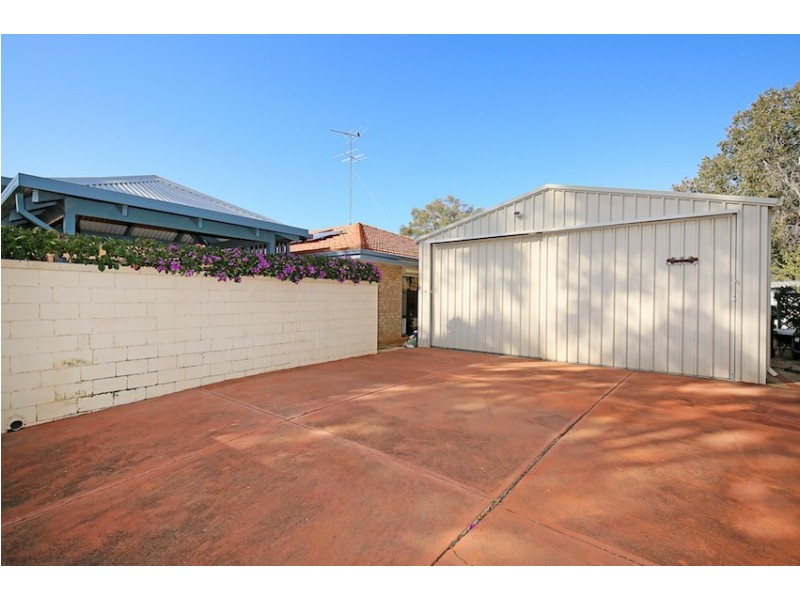 15 Willoughbridge Crescent, Erskine WA 6210