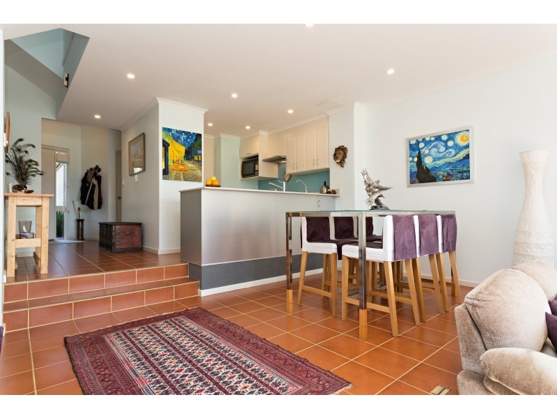 1/10 Waterside Drive, Dudley Park WA 6210