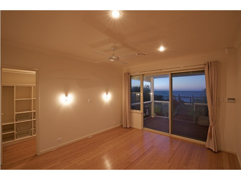 15 Magnetic Square, Halls Head WA 6210