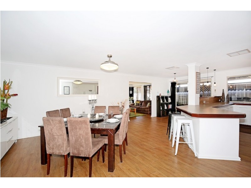 4 Willoughbridge Crescent, Erskine WA 6210