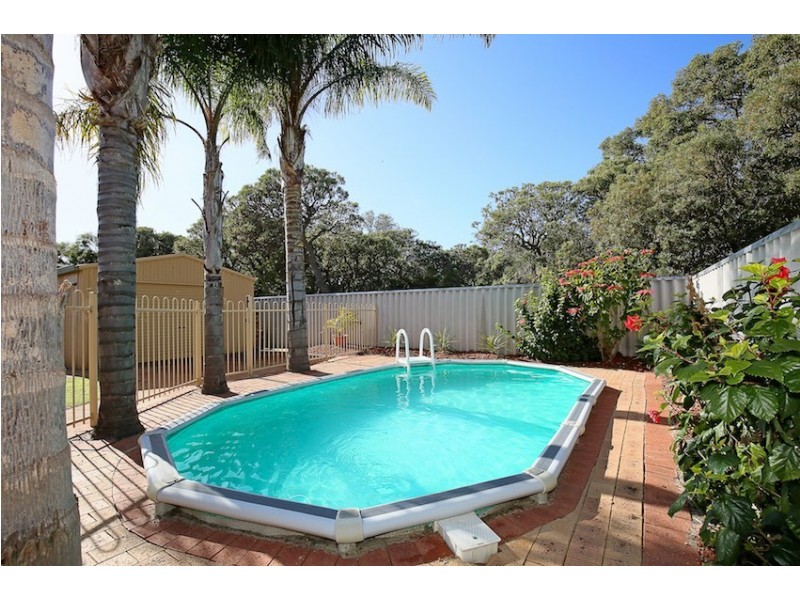 4 Willoughbridge Crescent, Erskine WA 6210