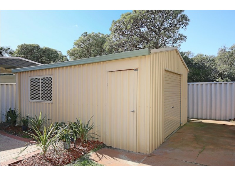 4 Willoughbridge Crescent, Erskine WA 6210