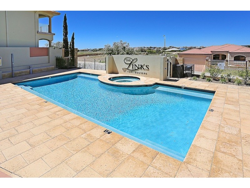 6/2 The Pass, Dawesville WA 6211